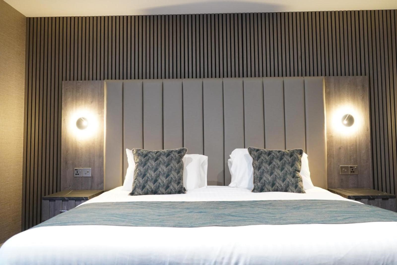 The Knowes Hotel & Restaurant Macduff Extérieur photo
