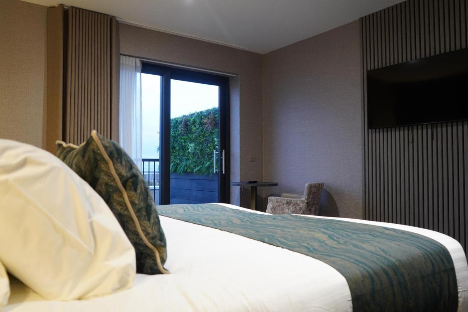 The Knowes Hotel & Restaurant Macduff Extérieur photo